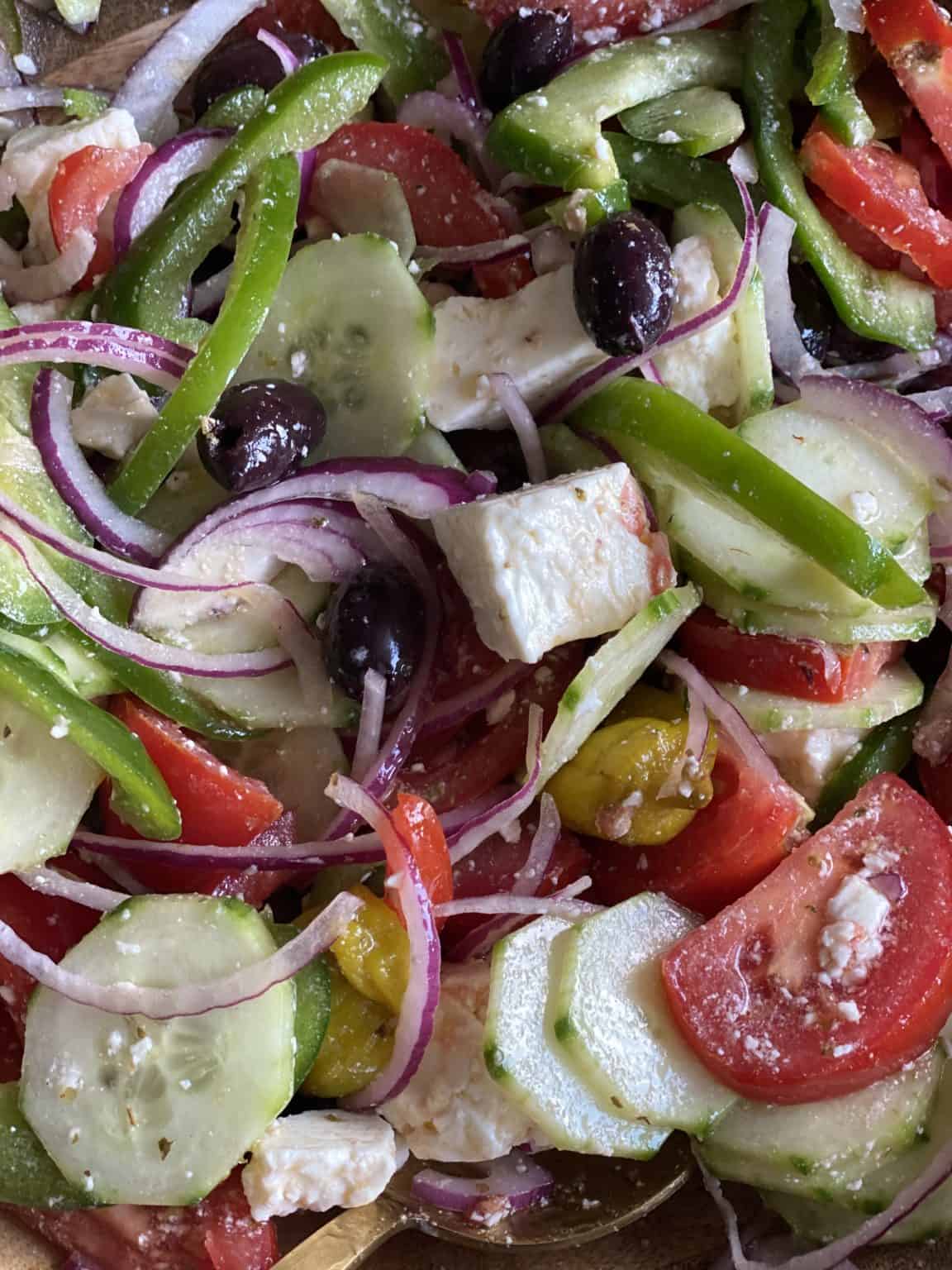 Traditional Greek Salad (Horiatiki / Xoriatiki) - Hungry Happens