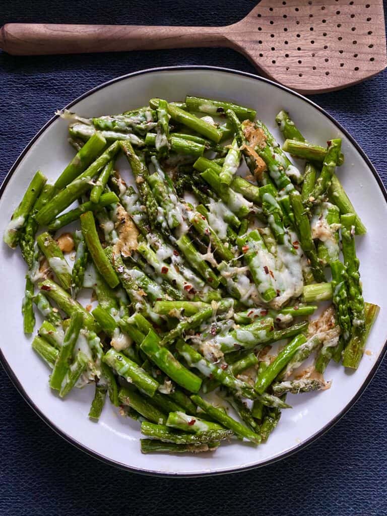 3 Minute Skillet Asparagus - Hungry Happens