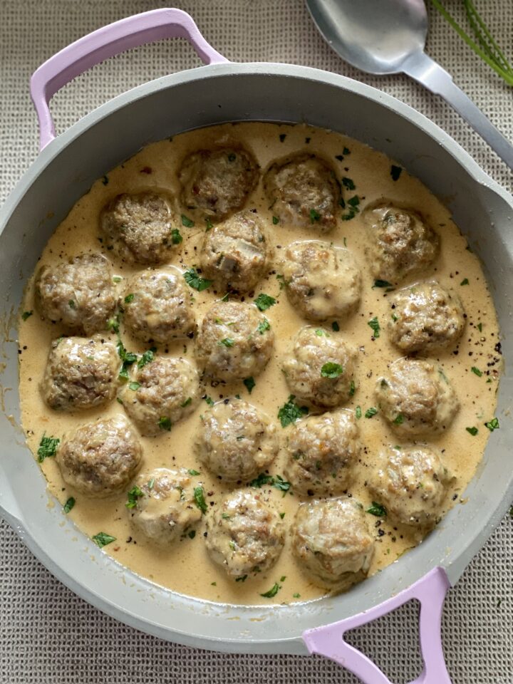 Swedish meatballs in the pan