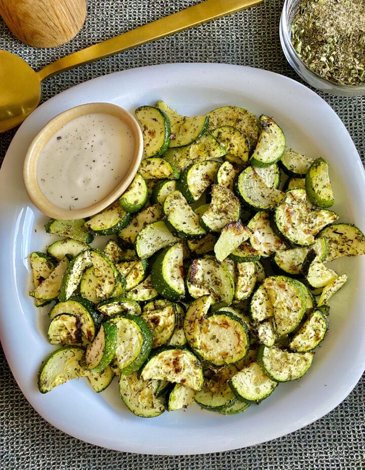 ranch zucchini chips plated with dip