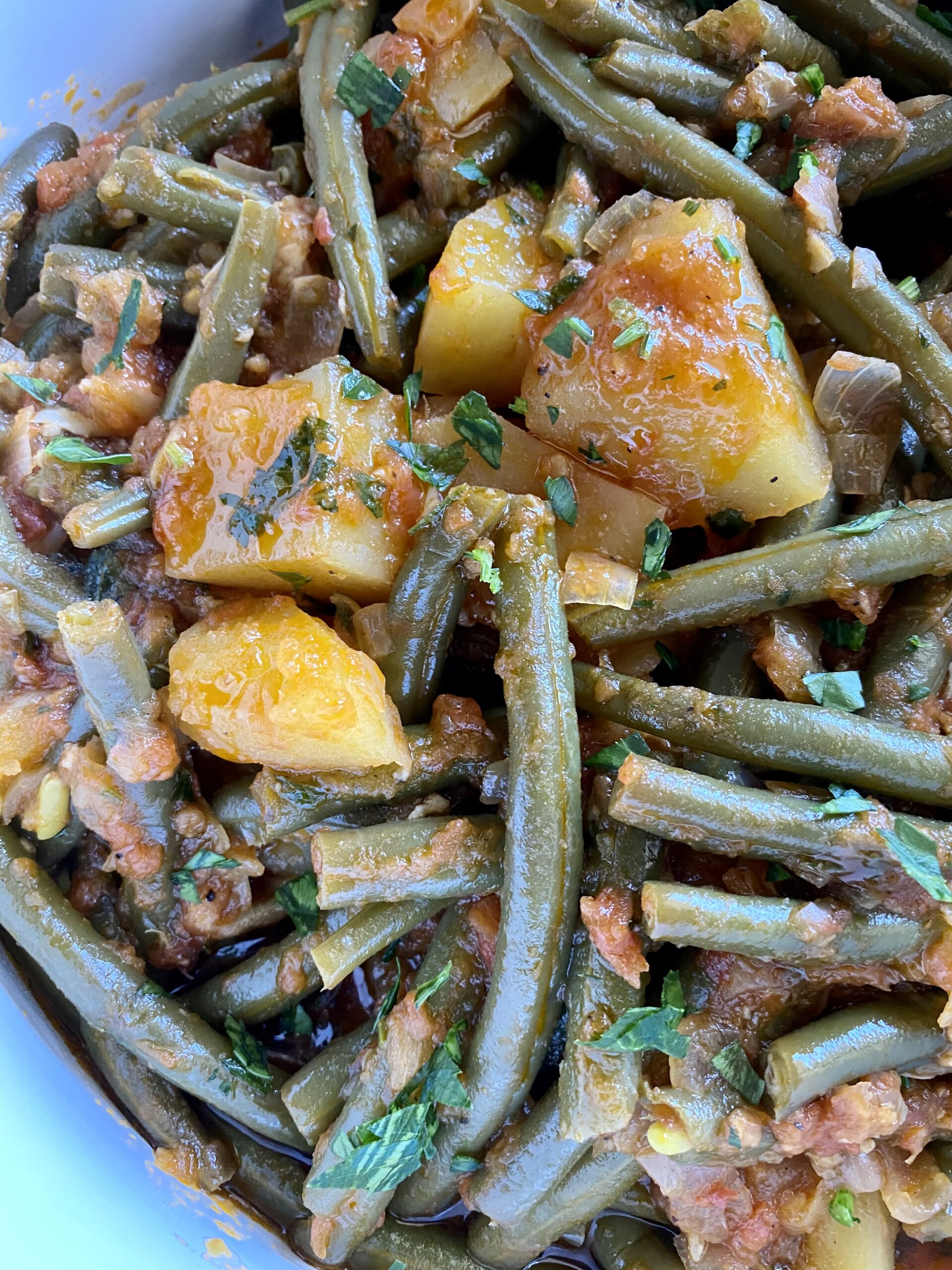 Greek Green Beans (Fasolakia Ladera) - Hungry Happens