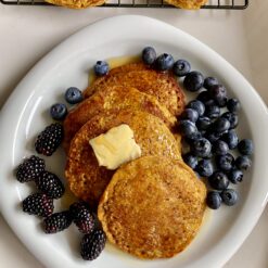 healthy pumpkin pancakes with fruit