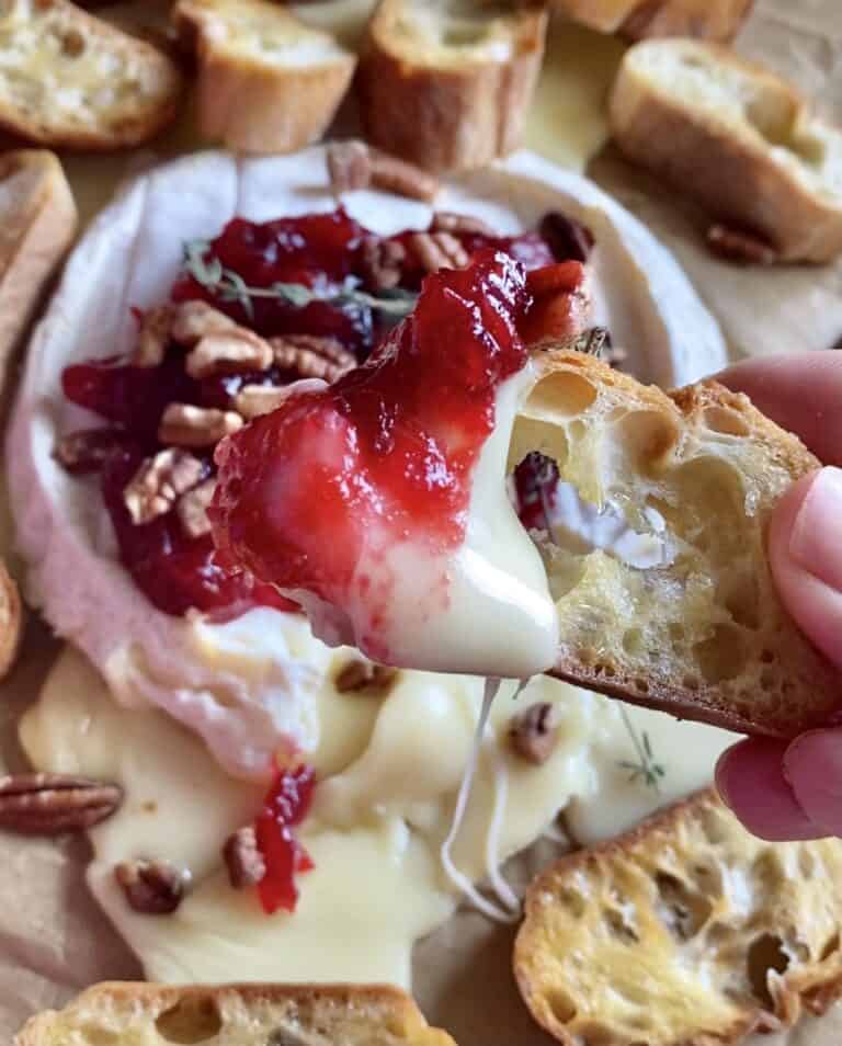 Baked Brie With Cranberry Sauce - Hungry Happens