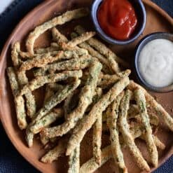 crunchy asparagus fries with dips