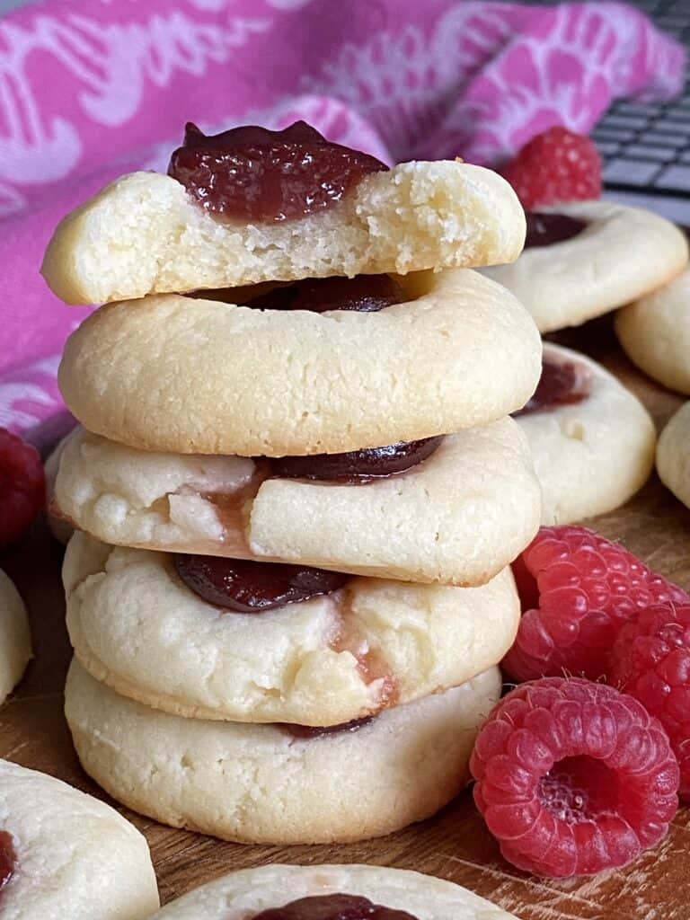 5 Ingredient Raspberry Cheese Cake Cookies - Hungry Happens