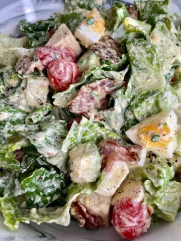 cobb salad with creamy dressing