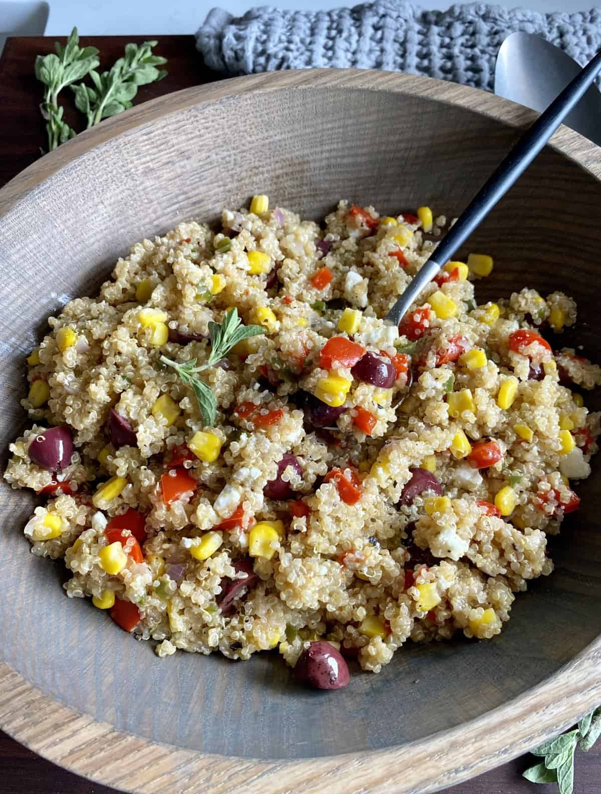 Mediterranean Quinoa Salad in a Jar - Food Dolls