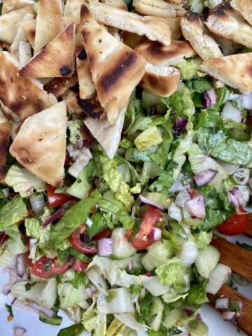 fattoush salad with pita