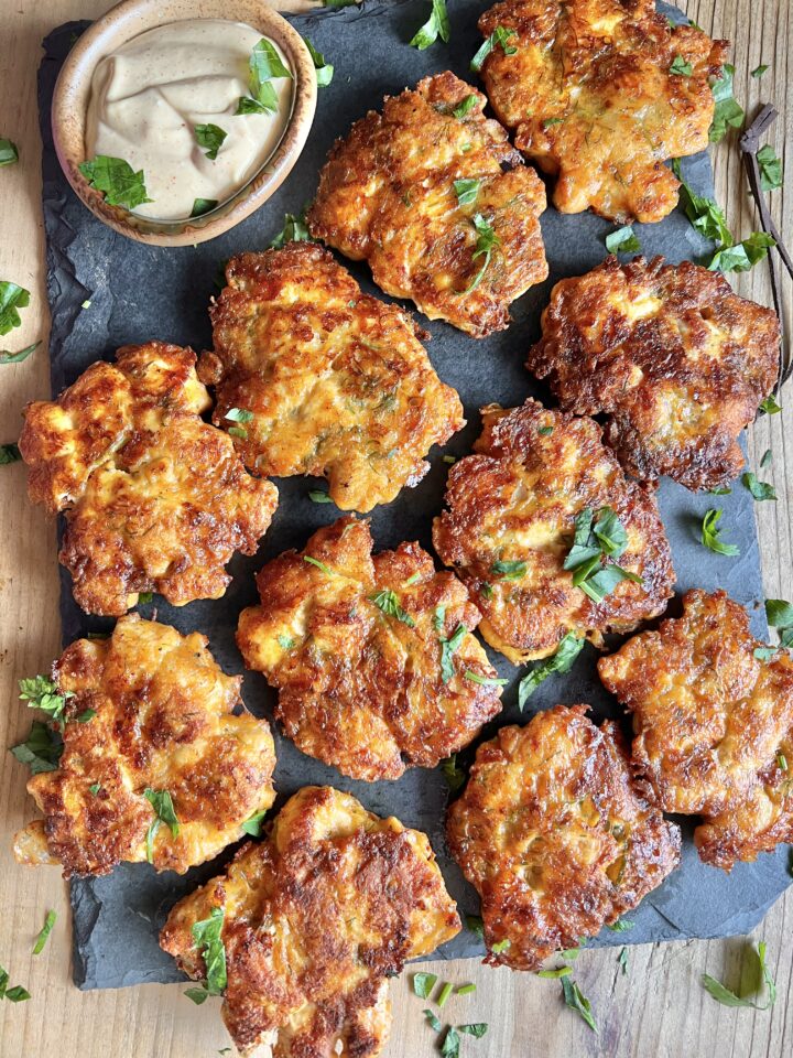 cheesy spicy chicken fritters