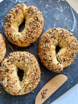 greek yogurt bagels