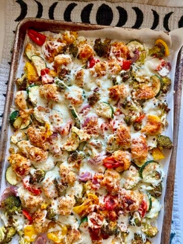 cheesy chicken sheetpan dinner
