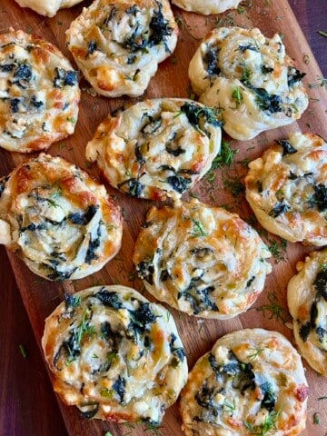 Spanakopita puff pastry swirls