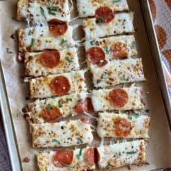 low carb cheesy cauliflower breadsticks