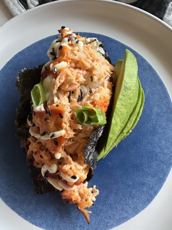 spicy salmon sushi bake