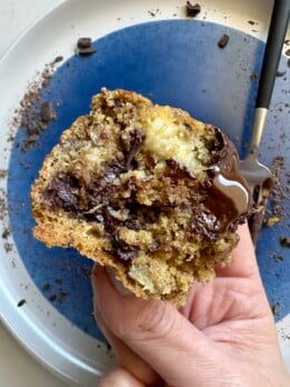 banana chocolate chunk cake