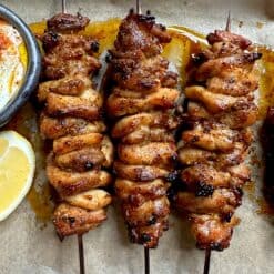 lemon pepper chicken souvlakia