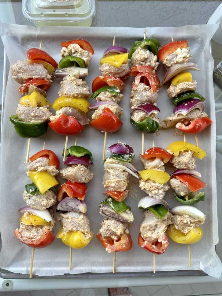 15-Minute Air Fryer Chicken Kabobs (Chicken Skewers) - Hungry Paprikas