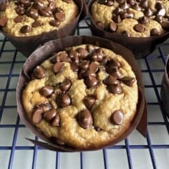 banana chocolate chip greek yogurt muffins