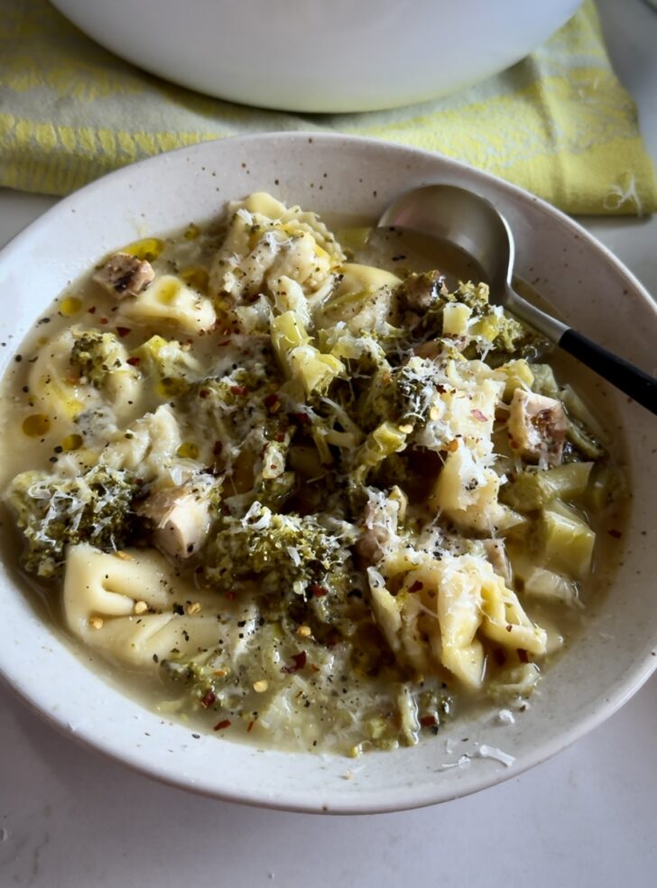 Italian Broccoli Tortellini Soup