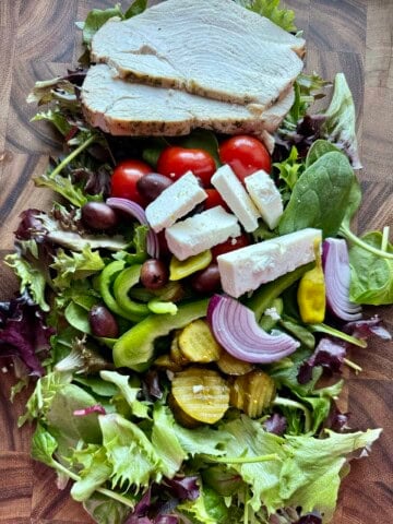 Greek quickie chopped salad