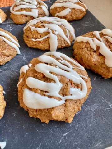 healthy carrot cake cookies