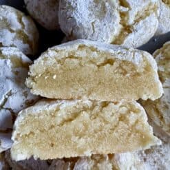 easy Italian almond cookies