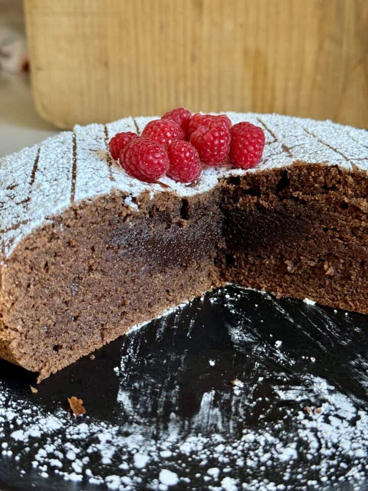 italian chocolate almond cake