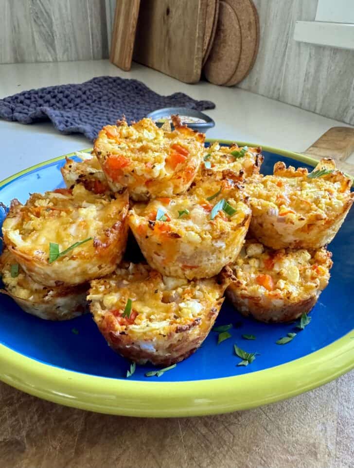 cheesy cauliflower muffins