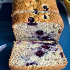 4 ingredient blueberry loaf