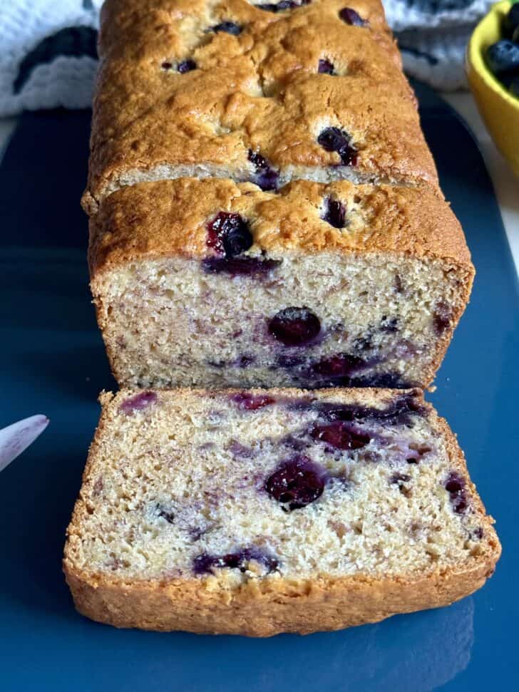 4 ingredient blueberry loaf