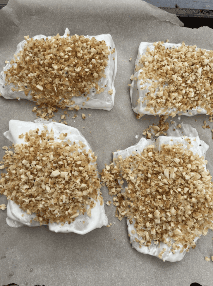 Almond Panko Crusted Baked Cod Yogurt Dill Tartar Sauce