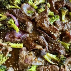 sheet pan garlic ginger beef and broccoli