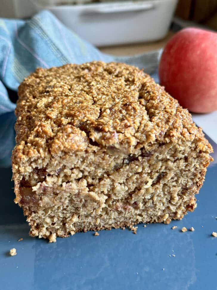 healthy apple cinnamon oatmeal blender bread