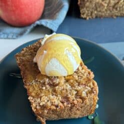 healthy apple cinnamon oatmeal blender bread