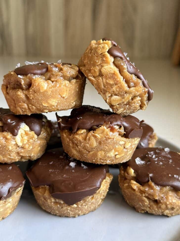 no bake snickers oat cups