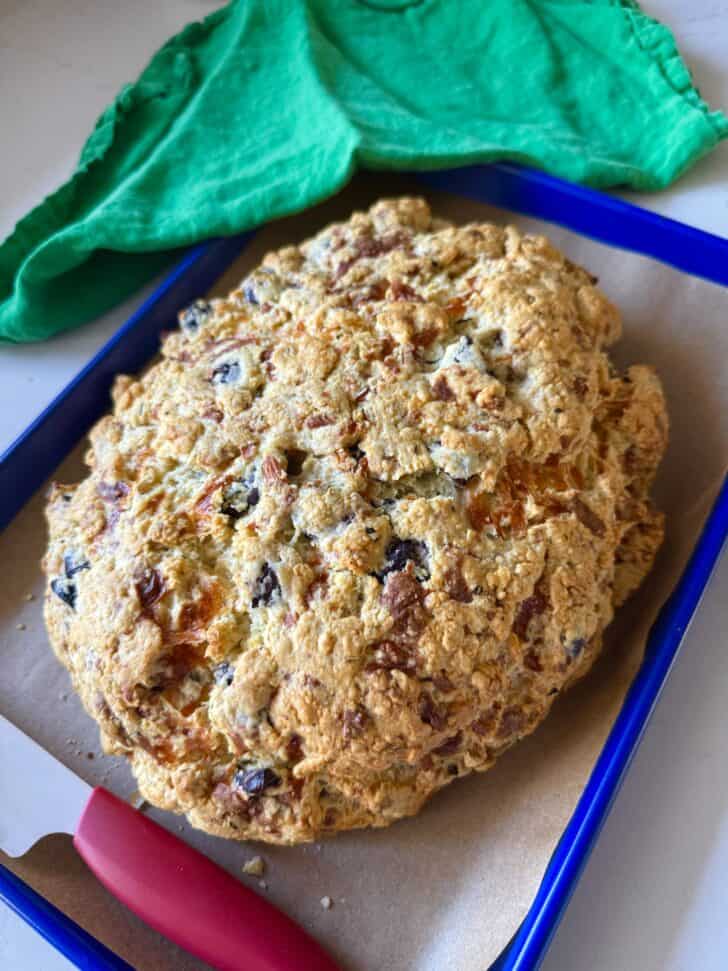 Easy Greek Olive Bread