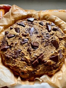 Healthier pumpkin chocolate chunk cake