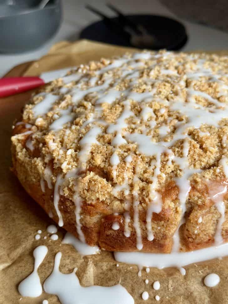 sour cream coffee cake with streusel topping