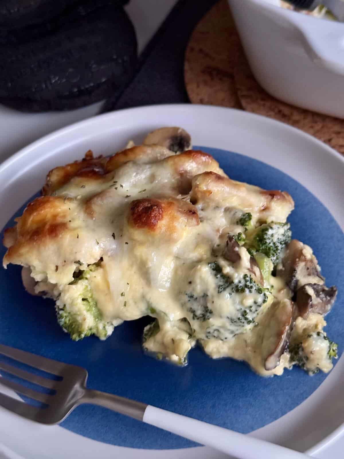 creamy chicken and broccoli bake