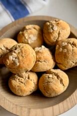 banana oat bread rolls