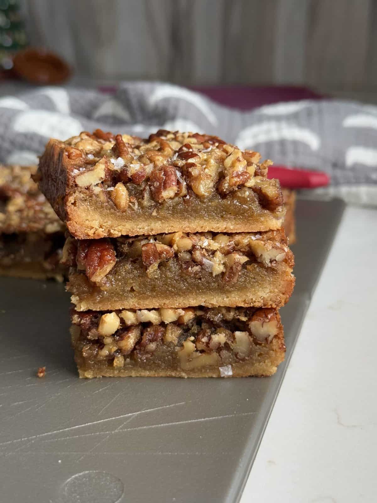 healthy pecan pie bars