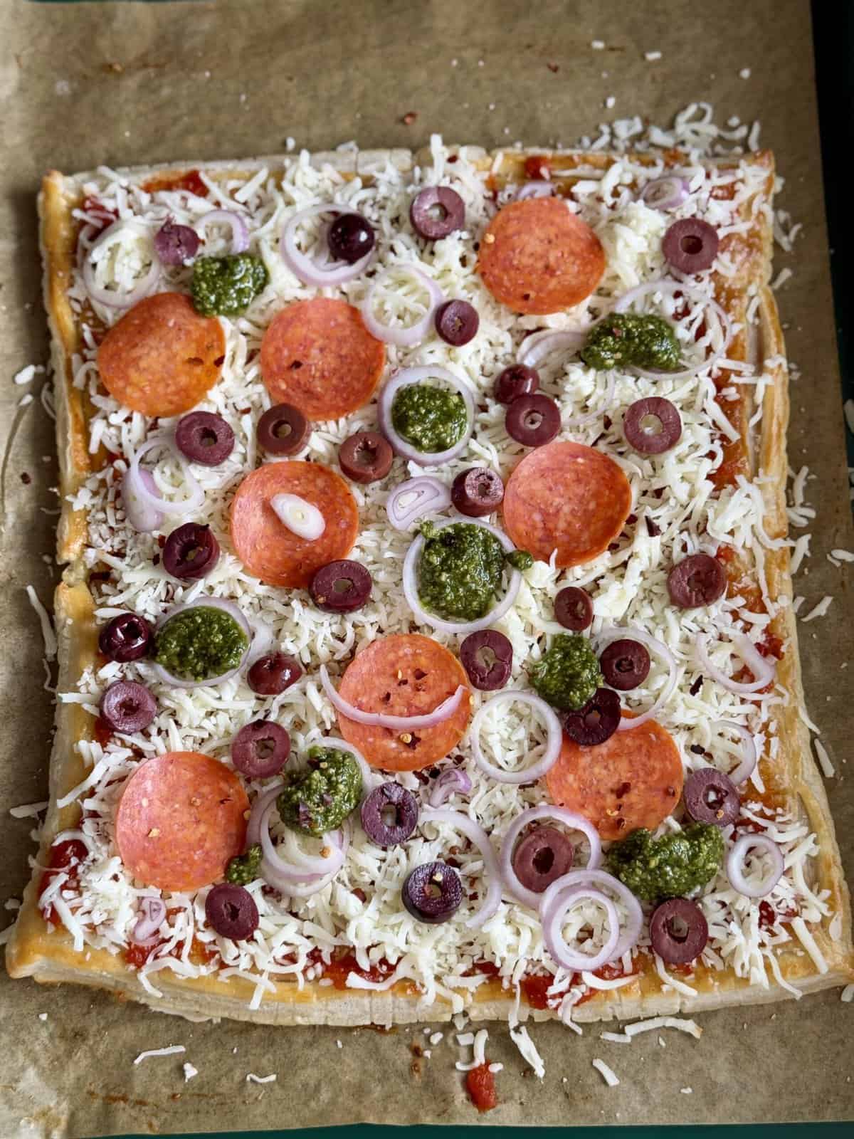 puff pastry pizza