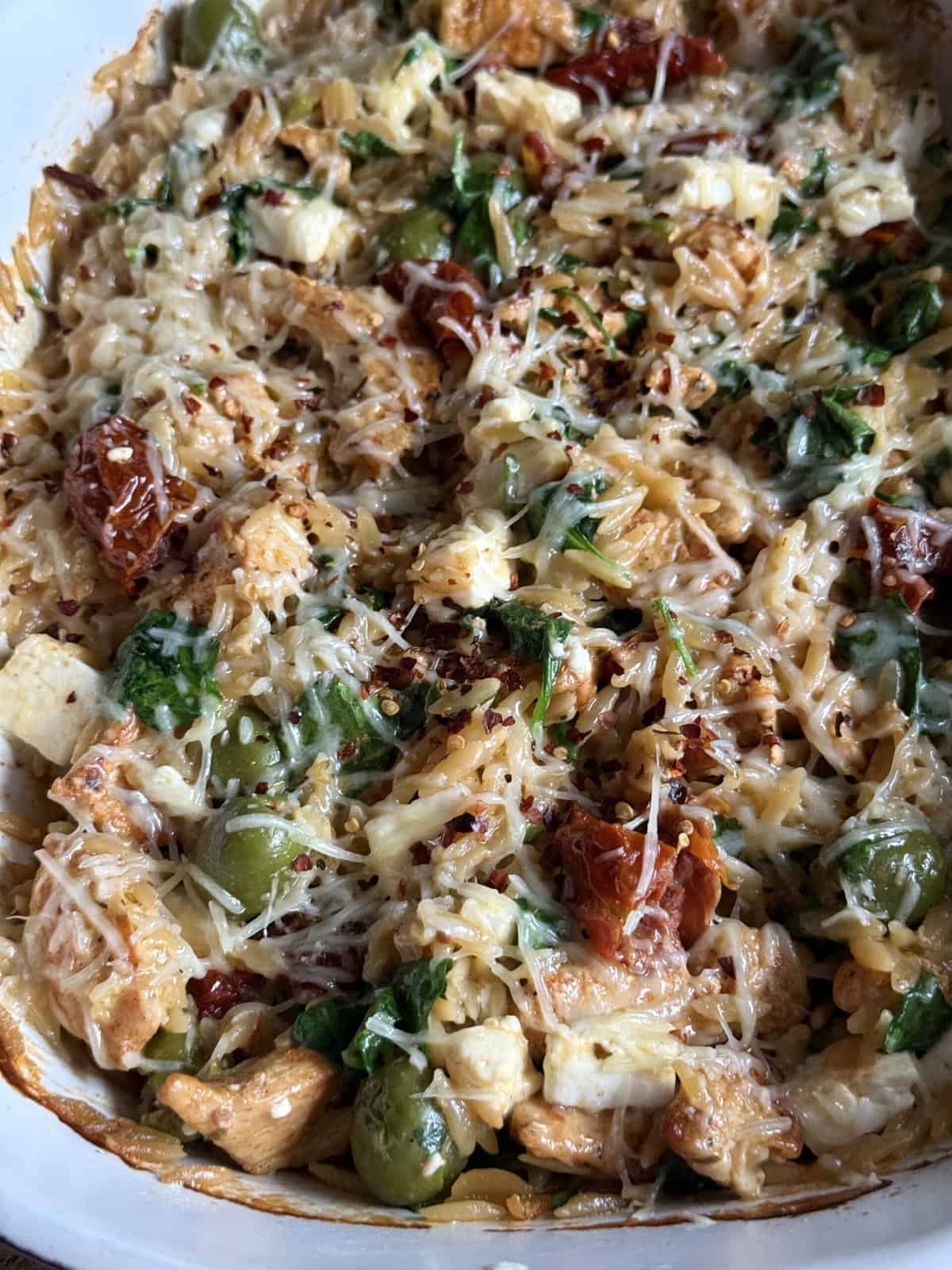 mediterranean chicken orzo dump (one pan)