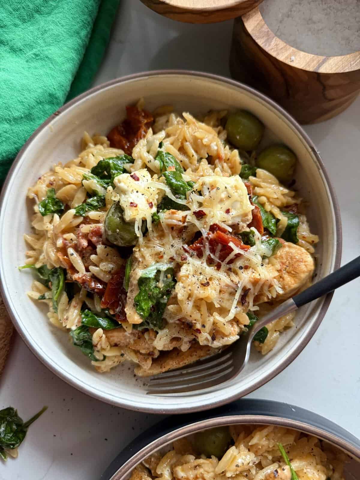 mediterranean chicken orzo dump (one pan)