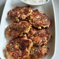 4 ingredient broccoli chicken fritters (low carb)