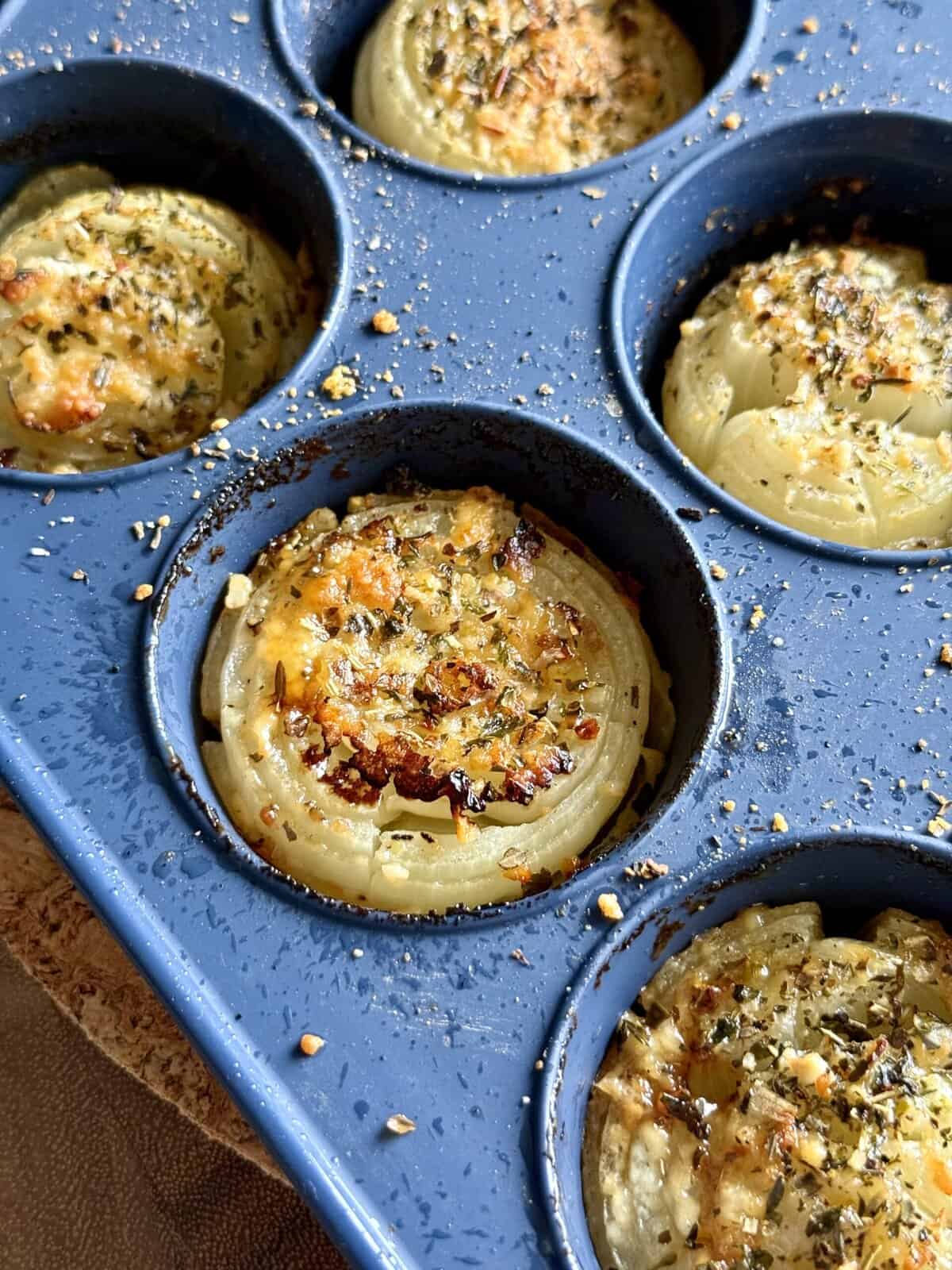 easy roasted onion cups
