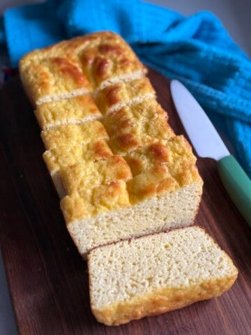 quick greek yogurt almond flour bread