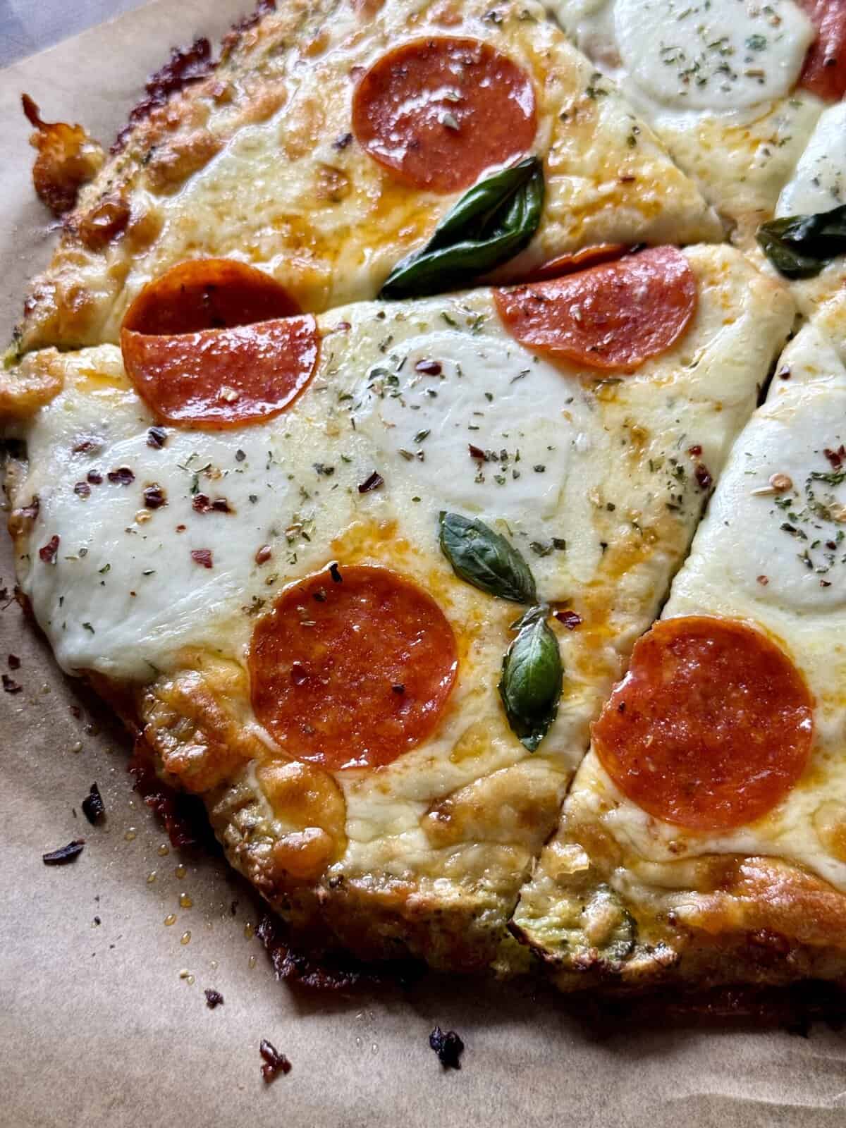 broccoli chicken crust pizza