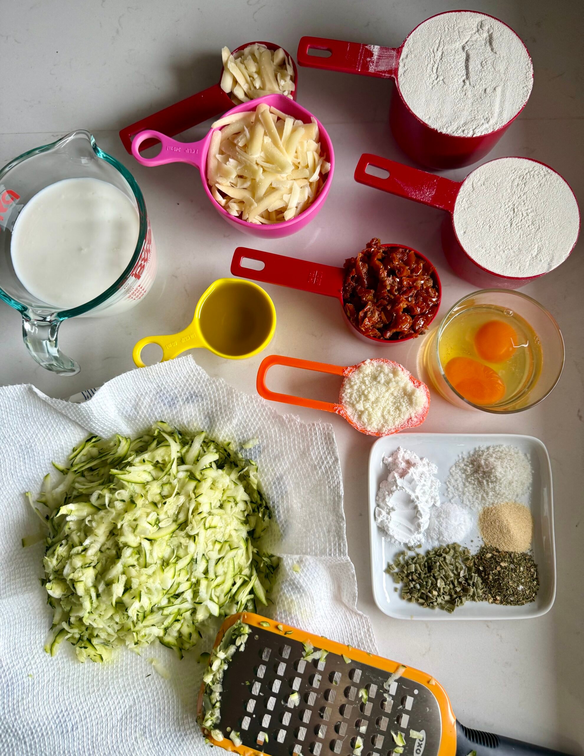 easy sun dried tomato and zucchini bread