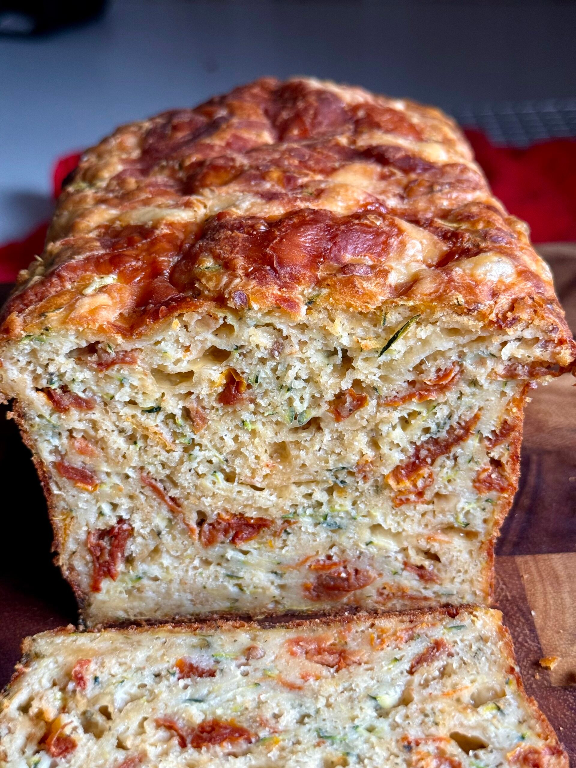 easy sun dried tomato and zucchini bread